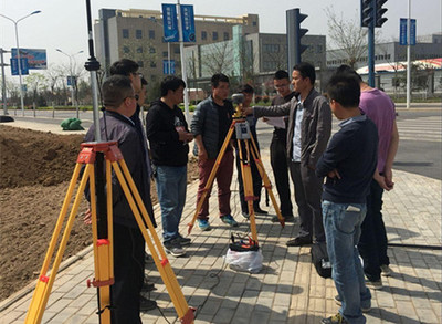 市政工程公司组织开展GPS测量专项培训提升技术能力-陕西水利水电工程集团 .